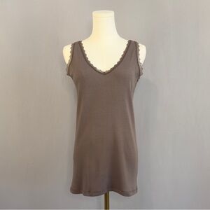 Chic Sleeveless Brown Camisole